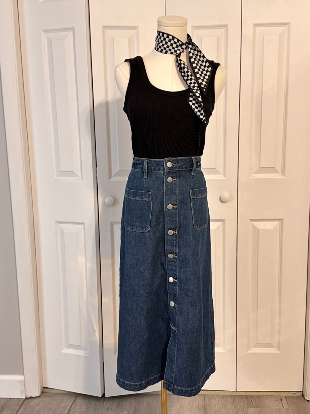 Marc New York jeans Classic Button Front Denim Midi Skirt Blue size 4 patch